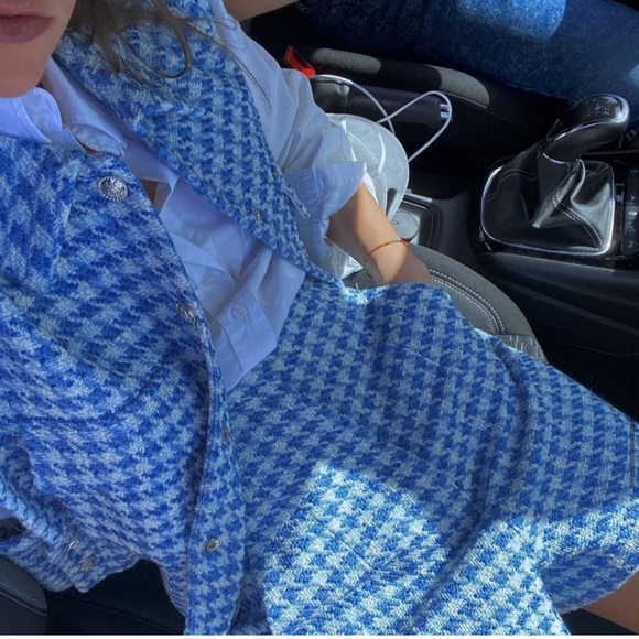 ZARA Textured Weave Vest With Buttons - Picture 4 of 8